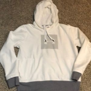 Under armour sweatshirt
